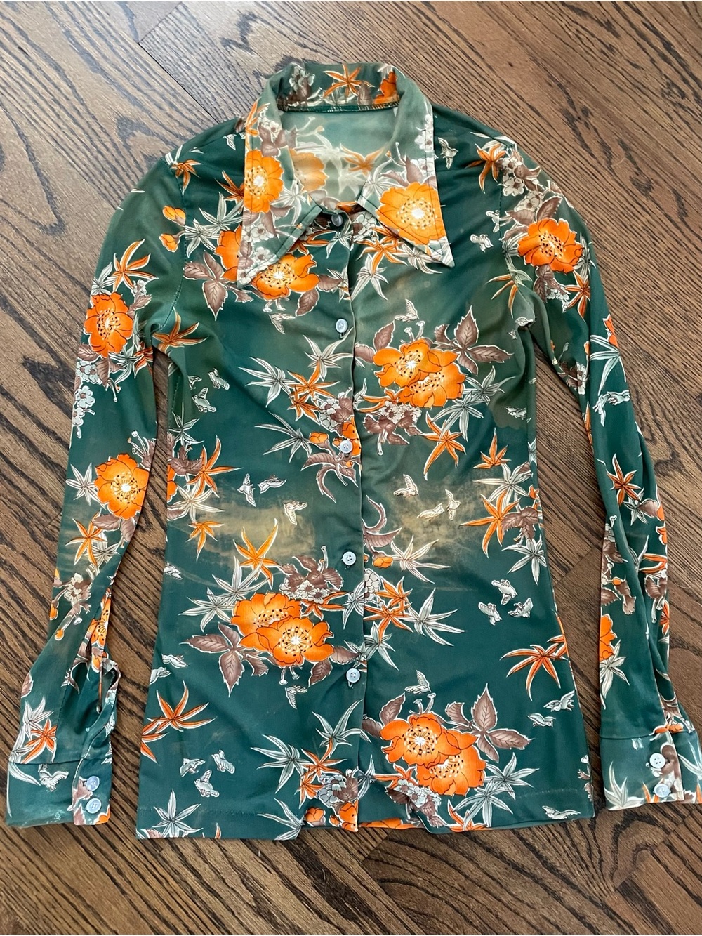 Women’s Vintage Floral Button-Up Shirt circa 1970s